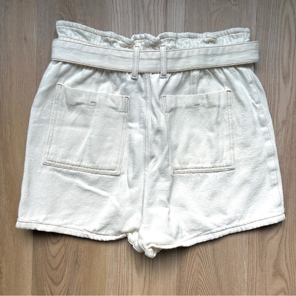 Zara High-Waisted Cream Paperbag Belted Shorts - Picture 5 of 6